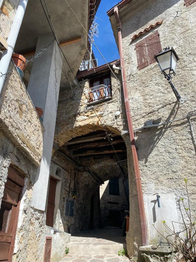La Dimora Della Strega Apartment Glori Exterior photo